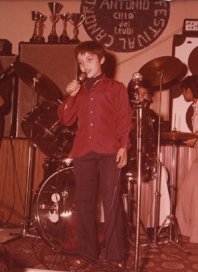 1975 - Ospite al 5^ Minifestival Città dei Trulli